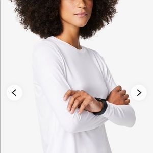 Figs white crew neck Underscrub size XS super soft long sleeve